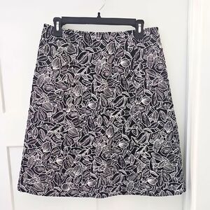 Talbots Black and Silver Leaf Embroidered Skirt Size 10